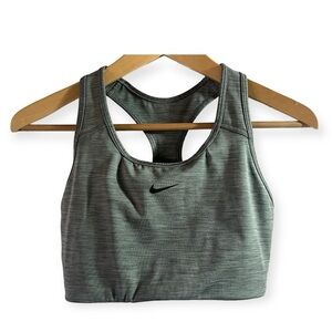 Nike Dri Fit Women’s LARGE Cross Back Sports Bra (B2)
